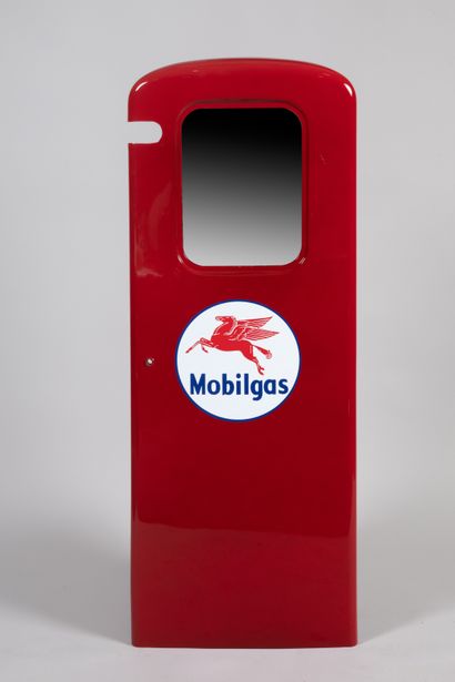 late 20th century composition
Mobilgas petrol...