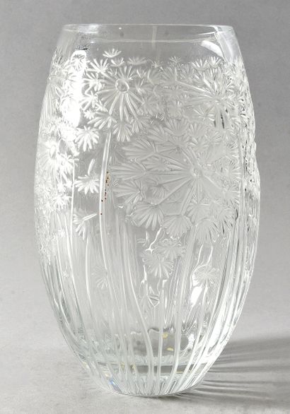 LALIQUE France - Vase ovoïde en cristal à...