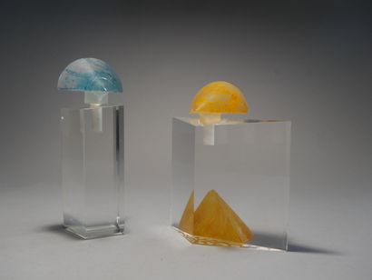 Ensemble de 2 sculptures en verre avec leurs...