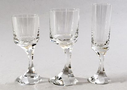 BACCARAT - Partie de service de verres, modèle...