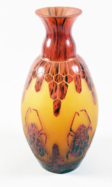 LE VERRE FRANCAIS (d'après), copie,
Vase...