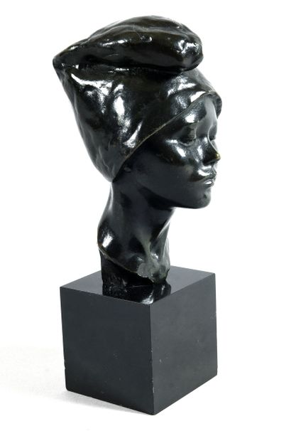 GENNARELLI Amadéo (1881 - 1943)
Buste d'enfant...