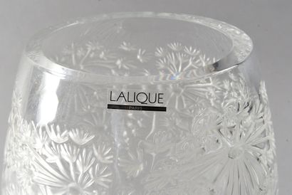 LALIQUE France - Vase ovoïde en cristal à...