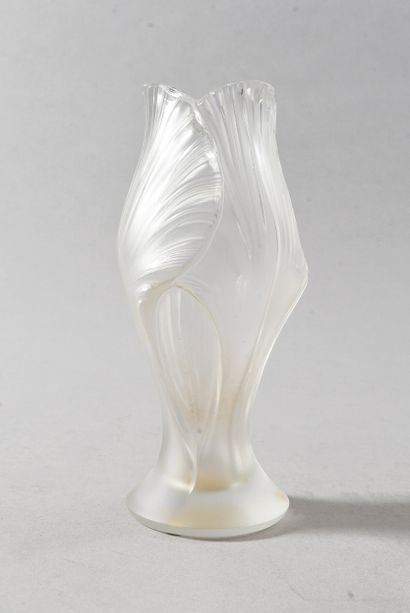 LALIQUE France - Vase en verre ou cristal...