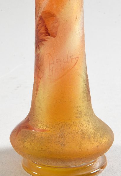 DAUM NANCY
« Les Chardons »
Vase soliflore.
Epreuve...