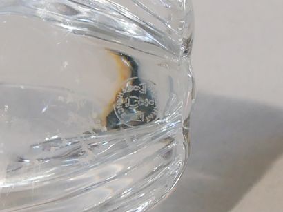 BACCARAT - Lot de 3 grenouilles : 
- une...