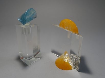 Ensemble de 2 sculptures en verre avec leurs...