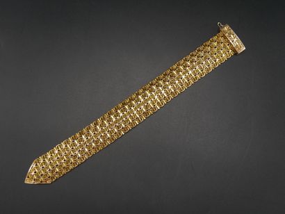 Large bracelet ruban et souple de forme «...