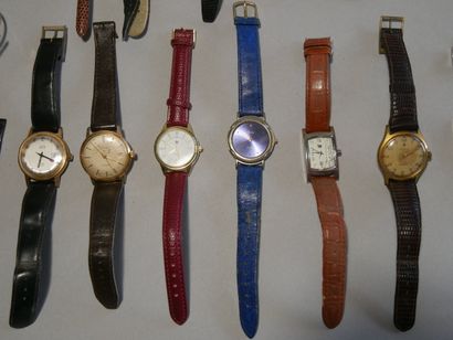 Lot de montres dont oméga.