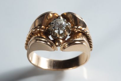 Bague en or jaune et or gris (750 millièmes)...