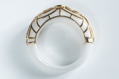 Bague jonc céramique blanche ornée d’un décor...
