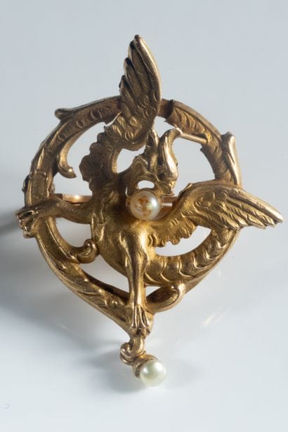 Yellow gold (750 thousandths) 