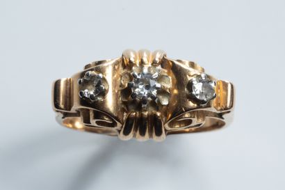 Yellow and white gold (750 thousandths) ring...