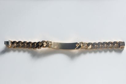 Important bracelet identité en or jaune (750...