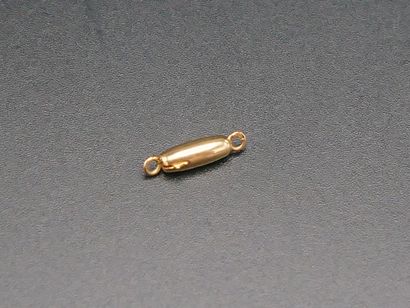 Necklace clasp in yellow gold (750 thousandths)....
