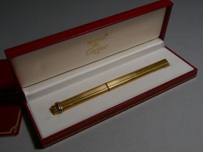 CARTIER, Must, modèle 