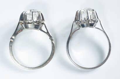 2 bagues solitaire en platine (850 millièmes)...