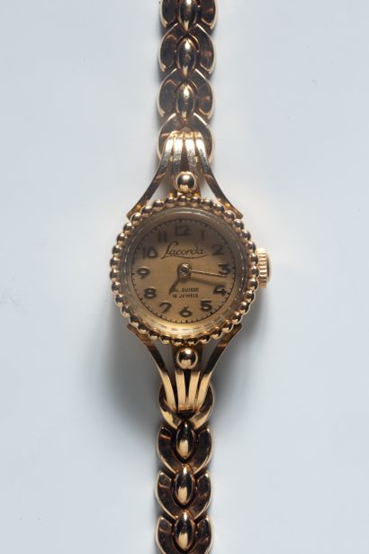 LACORDA. Montre bracelet de dame en or jaune...