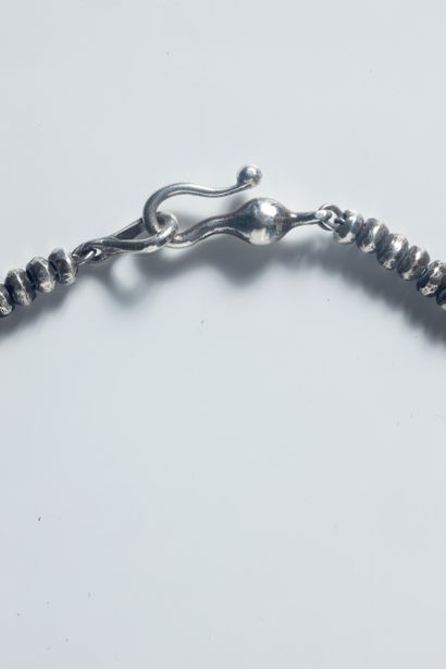 GOUDJI. Collier « les cerfs » en argent (925...