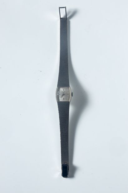 LONGINES. Montre bracelet de dame finition...