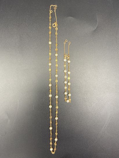 Parure : Collier et bracelet en perles de...