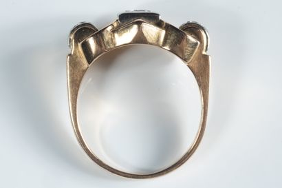 Bague en jaune et or gris (750 millièmes)...