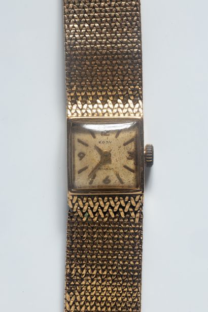 KODY. Montre bracelet de dame en or jaune...