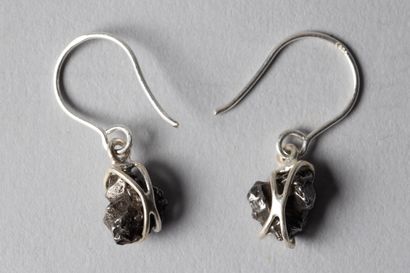 Paire de pendants d’oreilles en argent (800...