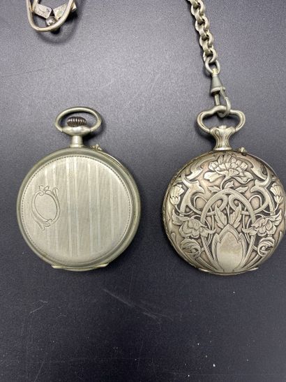 Lot de bijoux fantaisie: 2 montres gousset,...