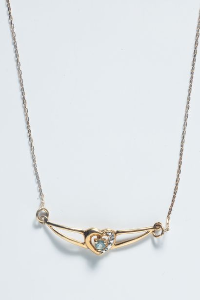 Collier ras de cou en or jaune (750 millièmes)...