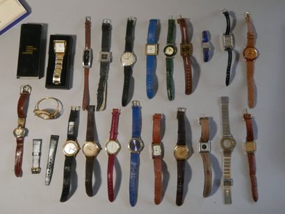 Lot de montres dont oméga.