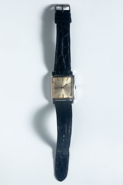 ZENITH. Montre d’homme en acier, le boîtier...