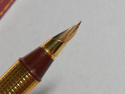 CARTIER, Must, modèle 