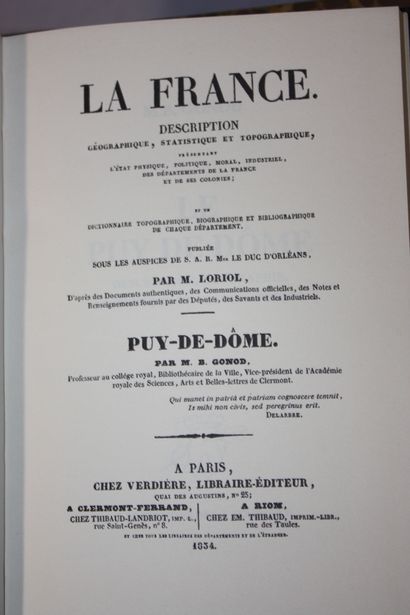[AUVERGNE]. 13 volumes reliés, dont : 
Des...