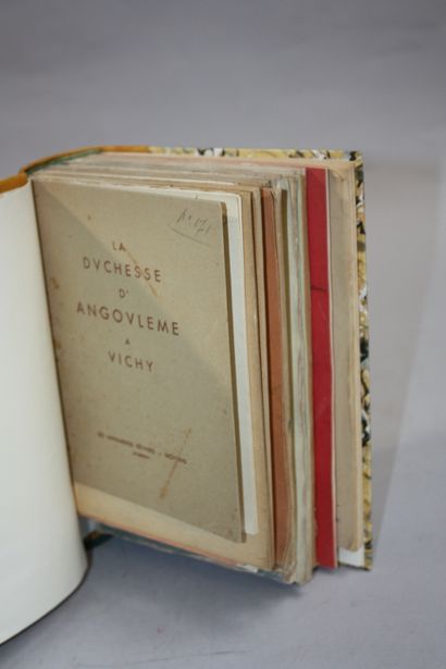 [AUVERGNE VARIA]. 2 forts vol. in-8. Demi-basane...