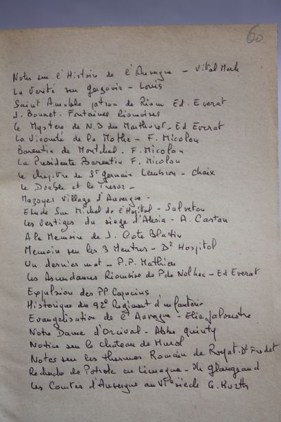 RECUEIL DE NOTES SUR L'AUVERGNE. 
1 fort...
