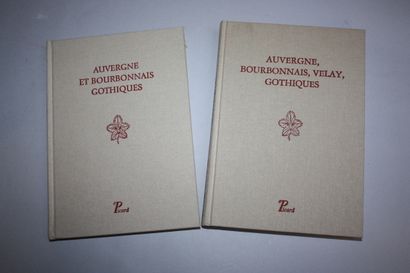 [AUVERGNE GOTHIQUE]. 2 volumes :
COURTILLE...