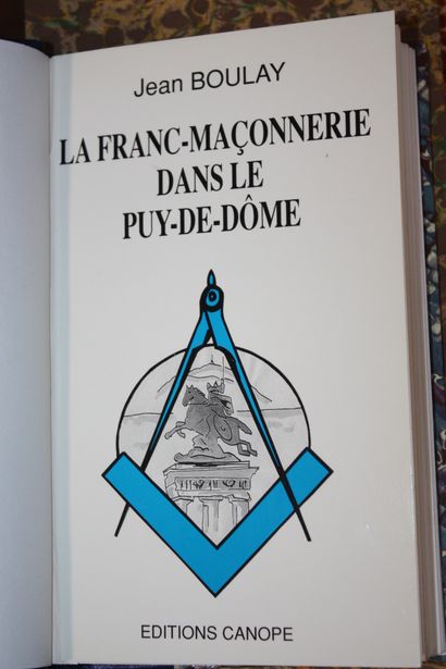 [AUVERGNE]. 13 volumes reliés, dont : 
Des...