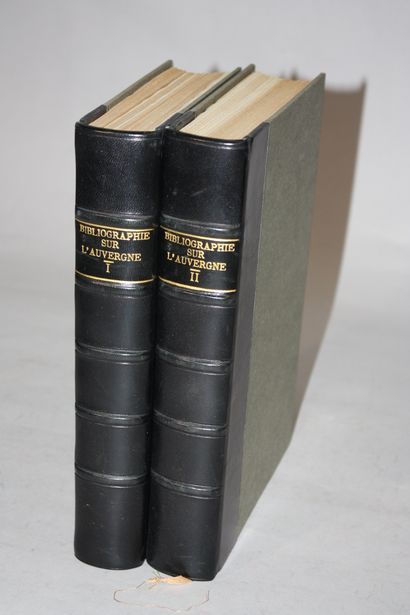 [BIBLIOGRAPHIE SUR L'AUVERGNE]. Notes bibliographiques...