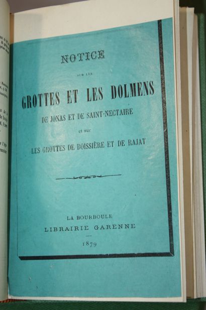 [AUVERGNE DIVERS]. 11 pièces réunies en 3...