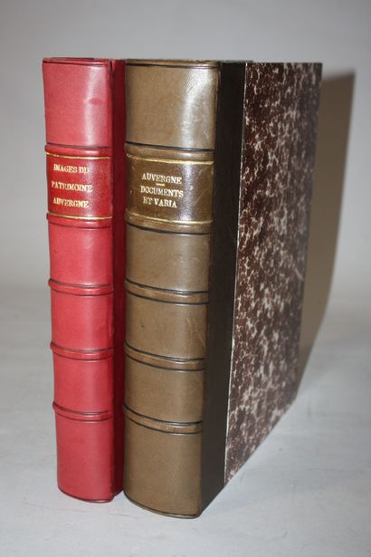 [AUVERGNE VARIA]. Volume in-4 de documents...