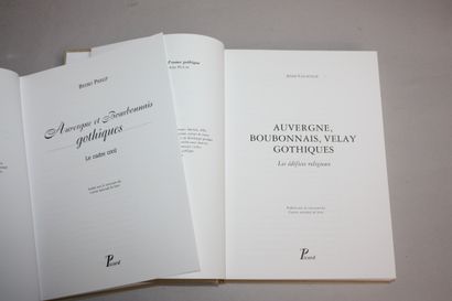 [AUVERGNE GOTHIQUE]. 2 volumes :
COURTILLE...