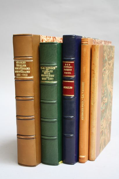 [AUVERGNE -MONOGRAPHIES]. 5 volumes :
PAUL...