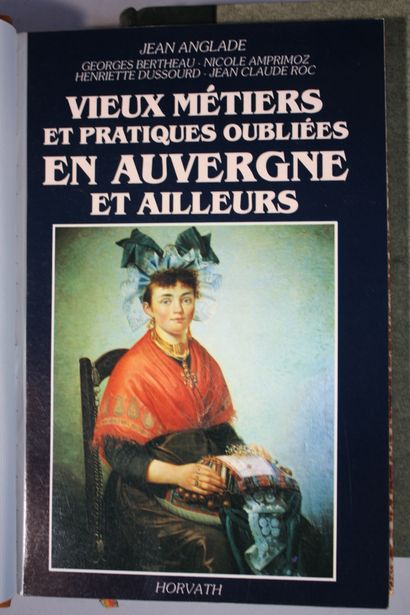 [AUVERGNE GENERALITES]. 11 volumes in-8,...
