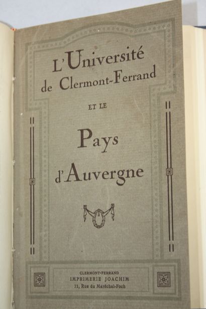 AUVERGNE. 3 in-8 volumes, full green, gray...