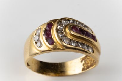 Yellow gold ( 750 thousandths) ring set with...