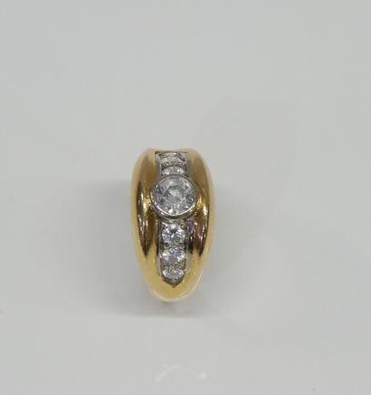 Yellow and white gold (750 thousandths) band...