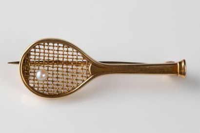 Broche « raquette de tennis » ornée d’une...