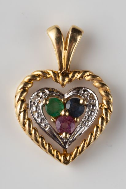 Pendentif coeur en or jaune (750 millièmes)...