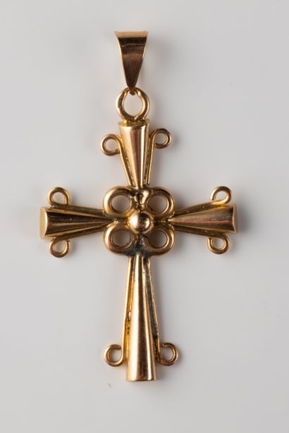 Cross in yellow gold ( 750 thousandths) with...
